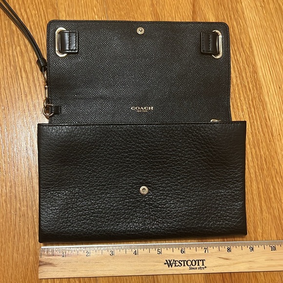 NWOT Coach Blake Large Pebbled Leather Clutch - Picture 4 of 8